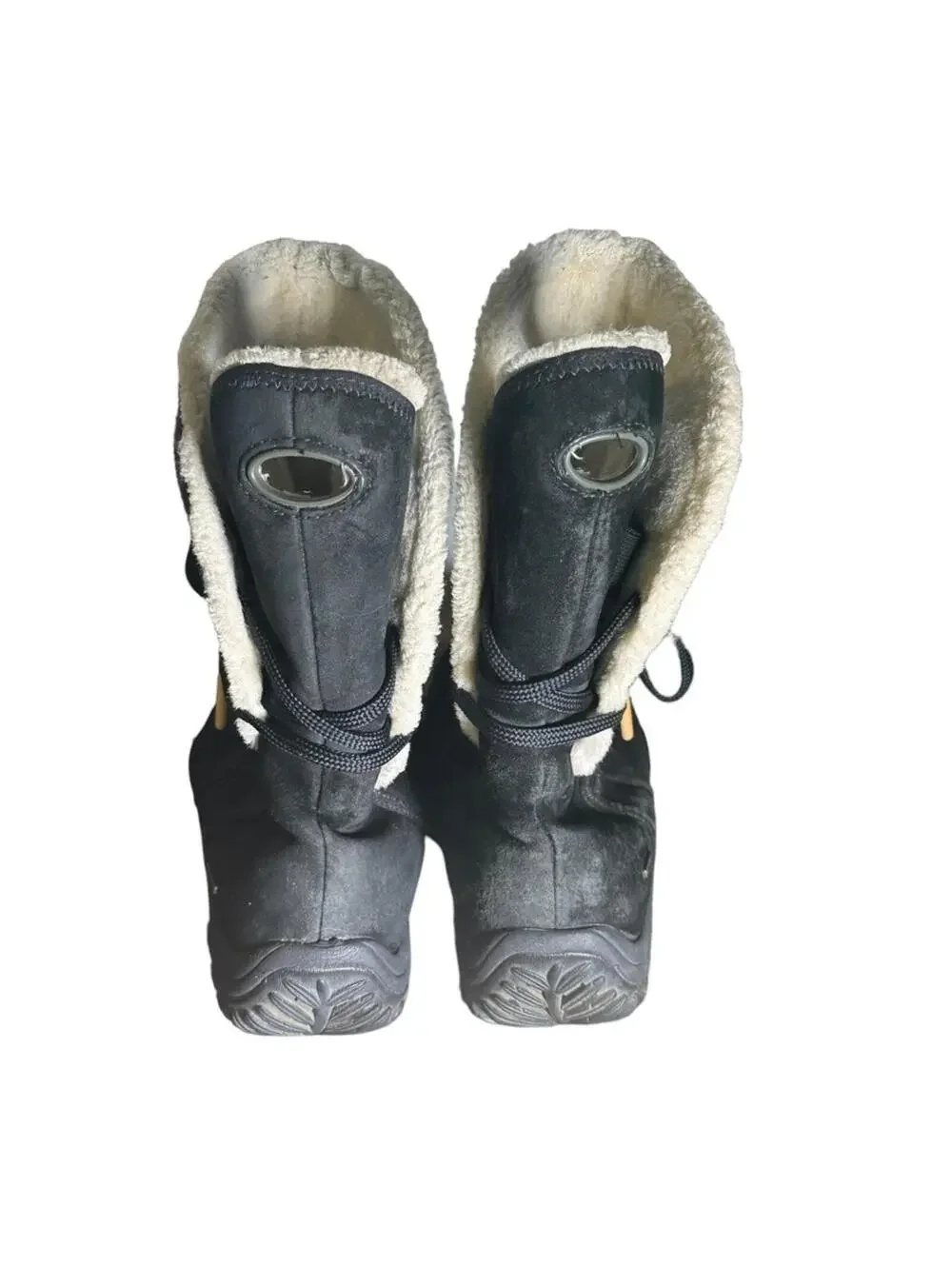 Patagonia Attlee Tie Women's Winter Boots in size US 5